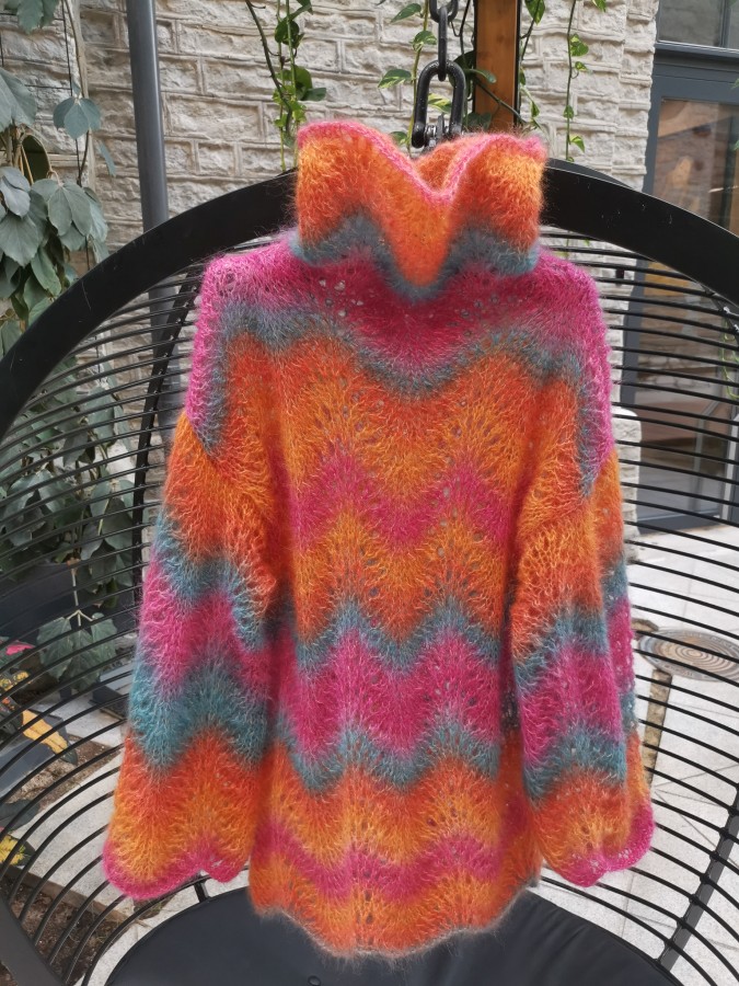 Berry Mandala - Sweater